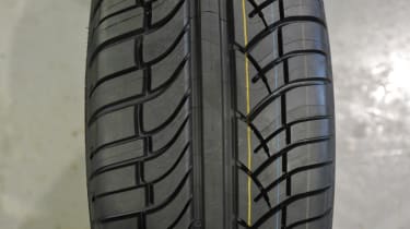 Michelin Latitude Diamaris (SUV)