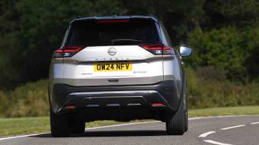 Nissan X-Trail - rear full width