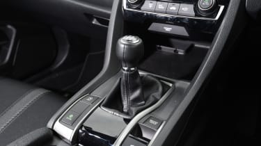 Honda Civic long-term review - Civic gear lever