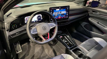 Volkswagen Golf facelift CES - cabin