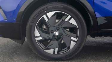 Vauxhall Mokka Electric - alloy wheel