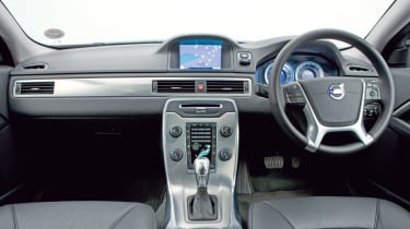 Volvo S80 interior