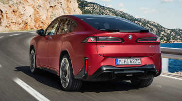 BMW iX4 M60 - rear
