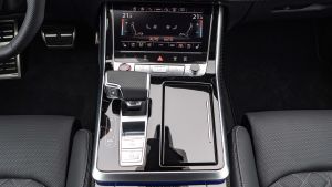 New%20Audi%20SQ8%202020-12.jpg