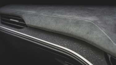 Skoda Enyaq - dashboard trim