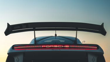 Porsche Mission R concept - rear wing