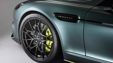 Aston Martin Rapide AMR - wheel