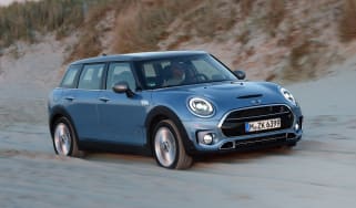 MINI Clubman ALL4 2016 - off road front tracking