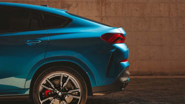 BMW X6 facelift - rear profile