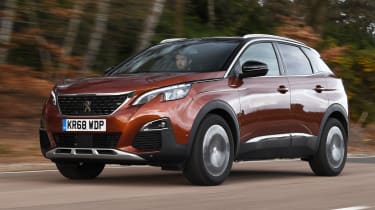 peugeot 3008 tracking front