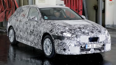 BMW 1 Series facelift spy - front static