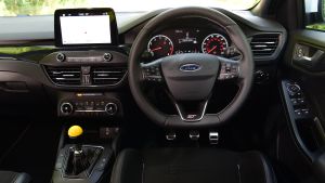 Ford%20Focus%20ST%20Mountune%20m330%202020-22.jpg