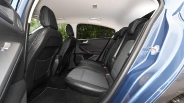 Ford Focus - Rear Seats