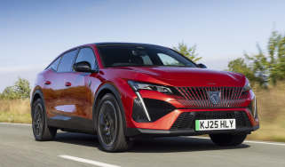 New Peugeot E-408 2025 - front tracking 