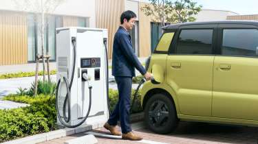 New Suzuki eSky - charging