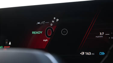 Renault Megane E-Tech - dashboard screen