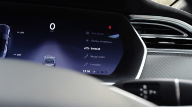 Tesla Model S - dials