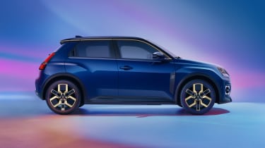 2026 Renault 5 update - side blue