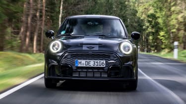 MINI JCW 1TO6 Edition - full front