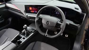 Vauxhall Astra UK - dash