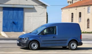 Volkswagen Caddy - side
