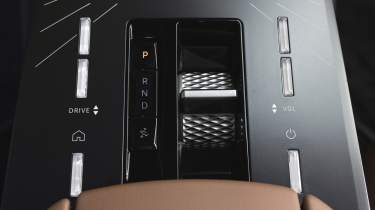 DS No8 - interior detail
