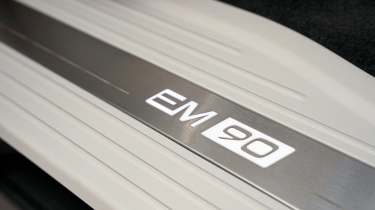 Volvo EM90 - badge