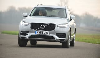 Volvo XC90 T8 - front