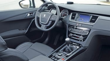 Peugeot 508 1.6 THP interior