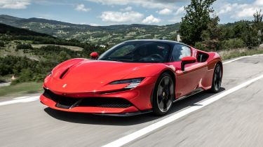 Ferrari SF90 - front tracking