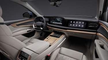 Audi Q7 - cabin