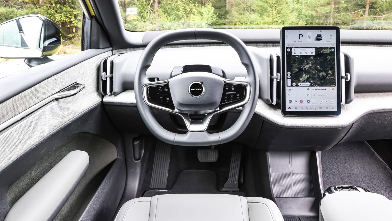 Volvo%20EX30%20prototype.jpg