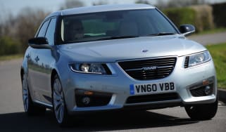 Saab 9-5 front cornering