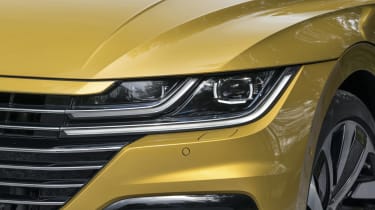 Volkswagen Arteon review - gold headlight and grille
