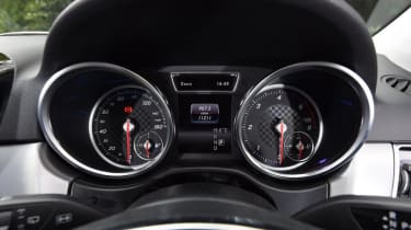 Used Mercedes GLE - dials