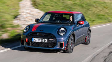 New MINI John Cooper Works accessories - front 3/4 dynamic