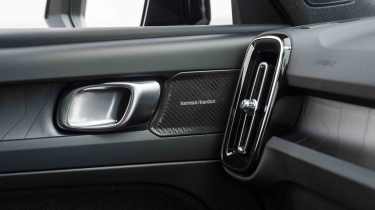 Volvo EC40 - Harman Kardon