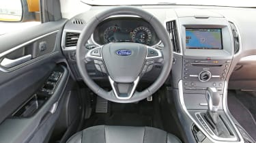 Ford Edge - dash