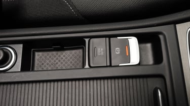 VW Golf 1.6 TDI SE parking brake