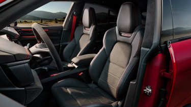 Porsche Macan Electric GTS - seats