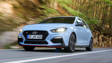 Hyundai i30 N - front tracking