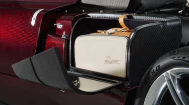 Pagani Utopia Roadster - side storage compartment