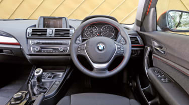 BMW 1 Series dash