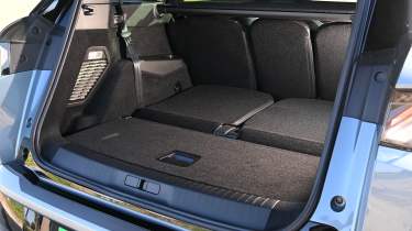 Peugeot E-5008 - boot space