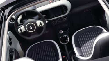 renault twingo facelift interior
