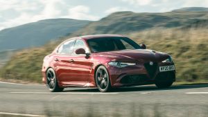 Alfa%20Romeo%20Giulia%20Quadrifoglio%202020%20-19.jpg