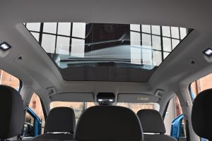 2020 Volkswagen Caddy - panoramic roof