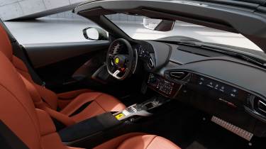 Ferrari 12Cilindri Spider - cabin