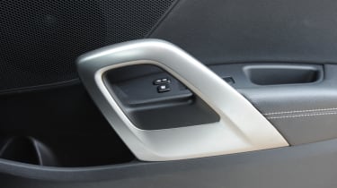 Hyundai Veloster Turbo door handle