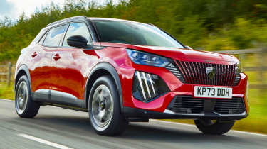 Peugeot 2008 - front tracking
